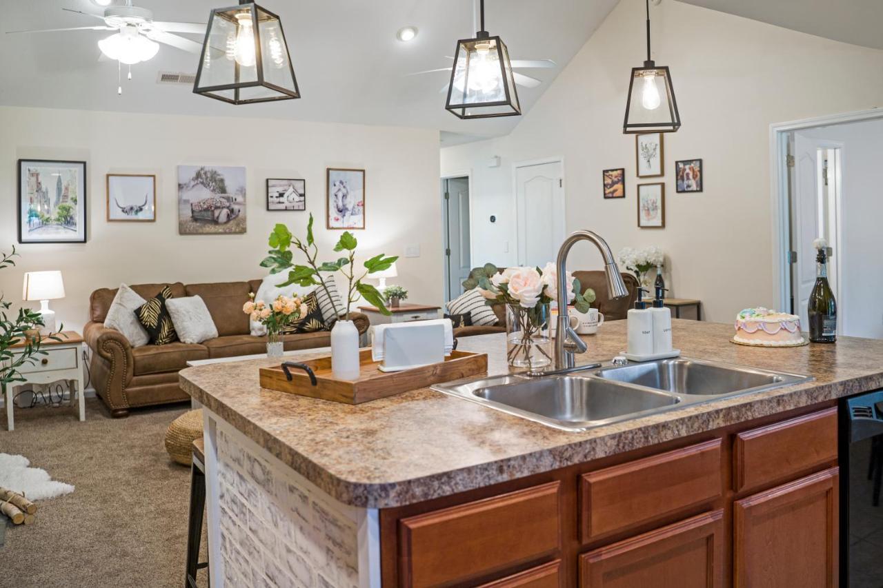 Luxe Quiet Townhouse W/Parking/Pool/By Dollywood Villa Pigeon Forge Luaran gambar
