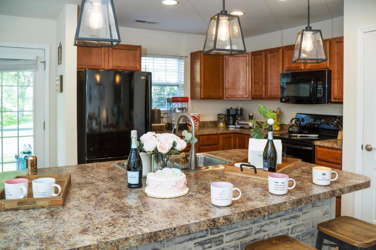 Luxe Quiet Townhouse W/Parking/Pool/By Dollywood Villa Pigeon Forge Luaran gambar