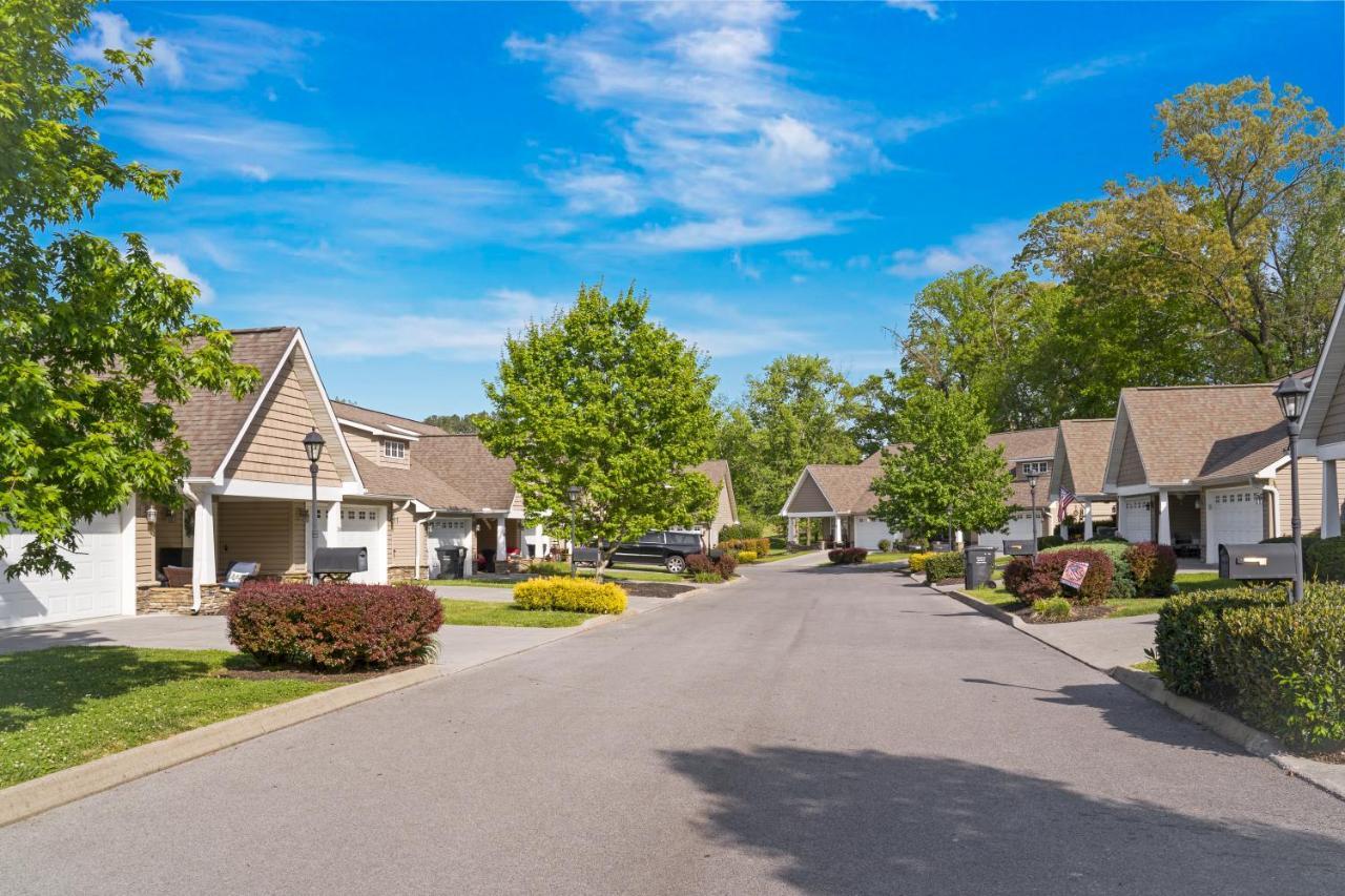 Luxe Quiet Townhouse W/Parking/Pool/By Dollywood Villa Pigeon Forge Luaran gambar
