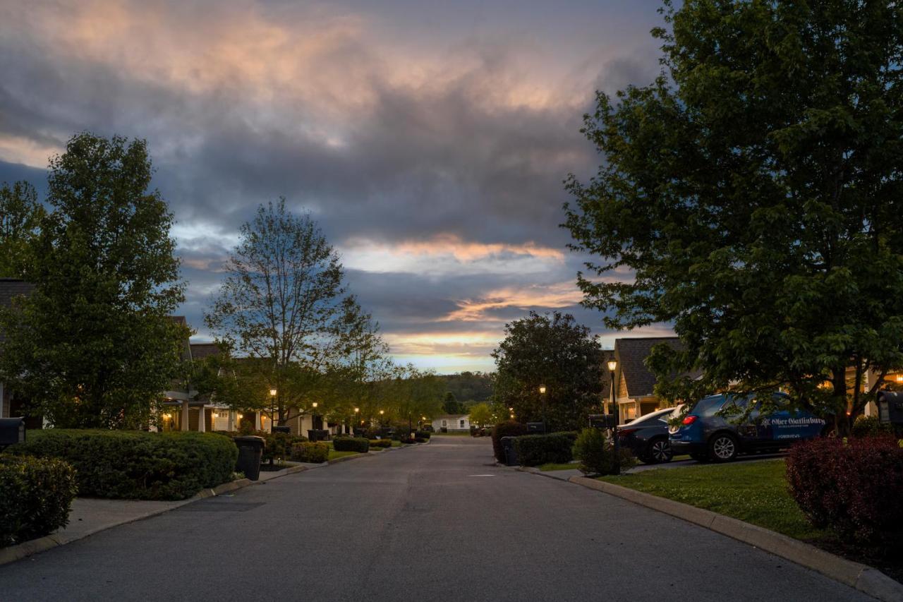Luxe Quiet Townhouse W/Parking/Pool/By Dollywood Villa Pigeon Forge Luaran gambar