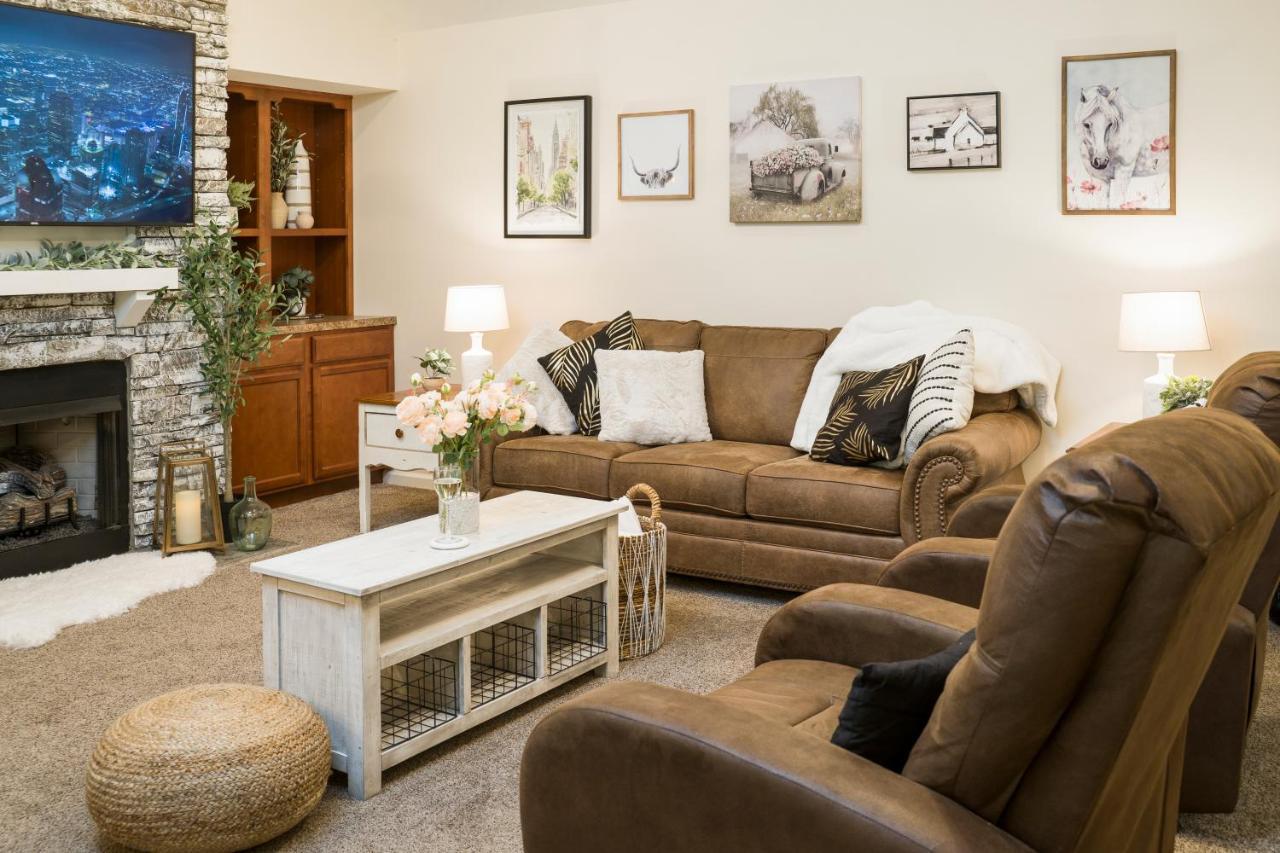 Luxe Quiet Townhouse W/Parking/Pool/By Dollywood Villa Pigeon Forge Luaran gambar